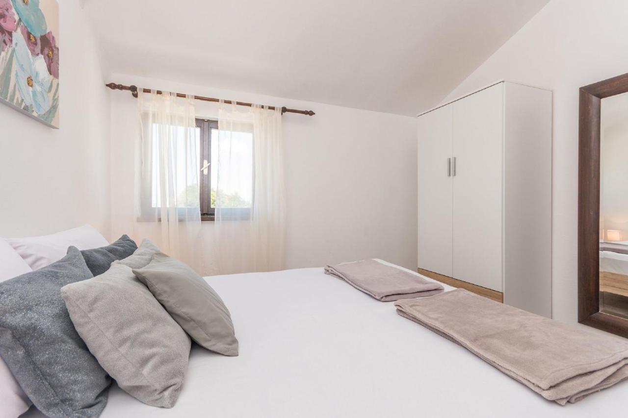 Apartment Lucija Biograd Na Moru Exteriér fotografie